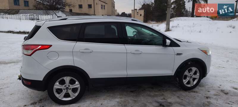 Внедорожник / Кроссовер Ford Escape 2015 в Киеве
