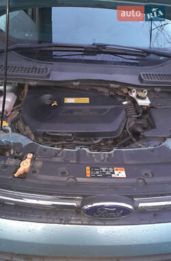 Позашляховик / Кросовер Ford Escape 2012 в Ужгороді