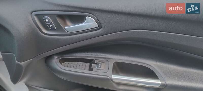 Внедорожник / Кроссовер Ford Escape 2015 в Гореничах фото 14 Внедорожник / Кроссовер Ford Escape 2015 в Гореничах