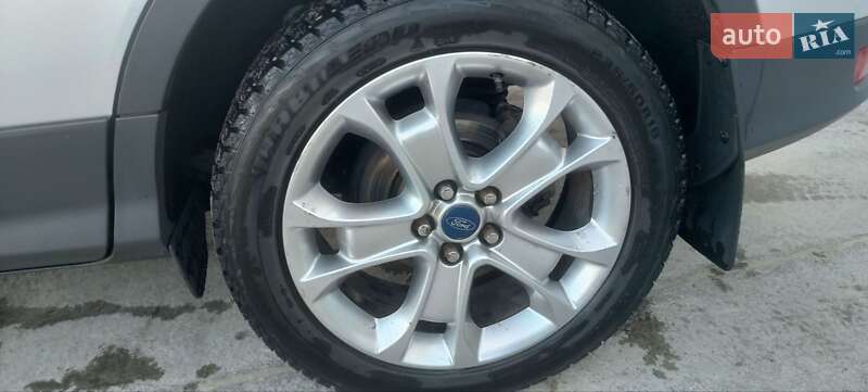 Внедорожник / Кроссовер Ford Escape 2015 в Гореничах фото 19 Внедорожник / Кроссовер Ford Escape 2015 в Гореничах