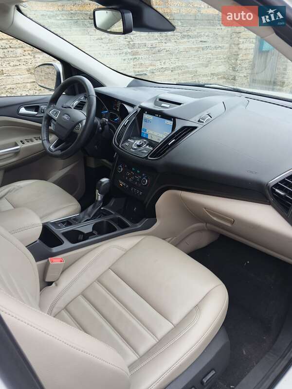 Внедорожник / Кроссовер Ford Escape 2016 в Ровно фото 13 Внедорожник / Кроссовер Ford Escape 2016 в Ровно