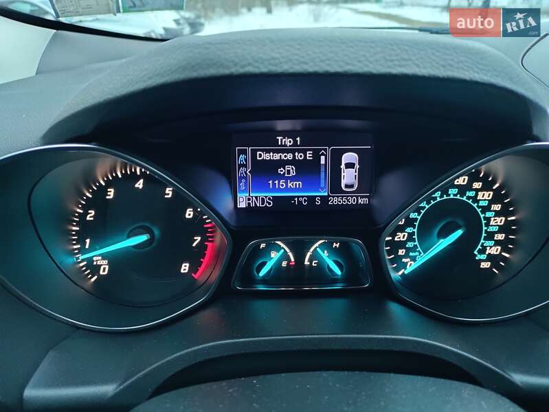 Внедорожник / Кроссовер Ford Escape 2012 в Чернигове