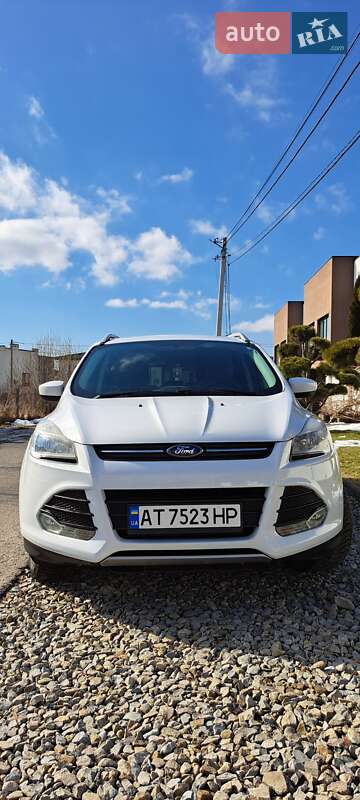 Внедорожник / Кроссовер Ford Escape 2014 в Ивано-Франковске