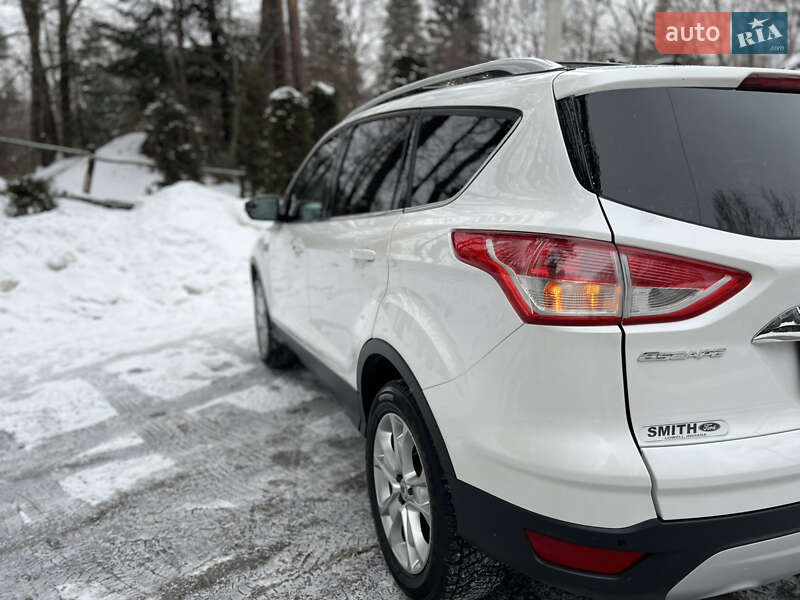 Внедорожник / Кроссовер Ford Escape 2016 в Трускавце