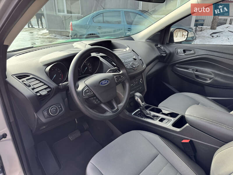 Внедорожник / Кроссовер Ford Escape 2018 в Тернополе