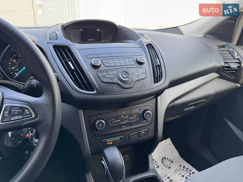 Внедорожник / Кроссовер Ford Escape 2018 в Тернополе