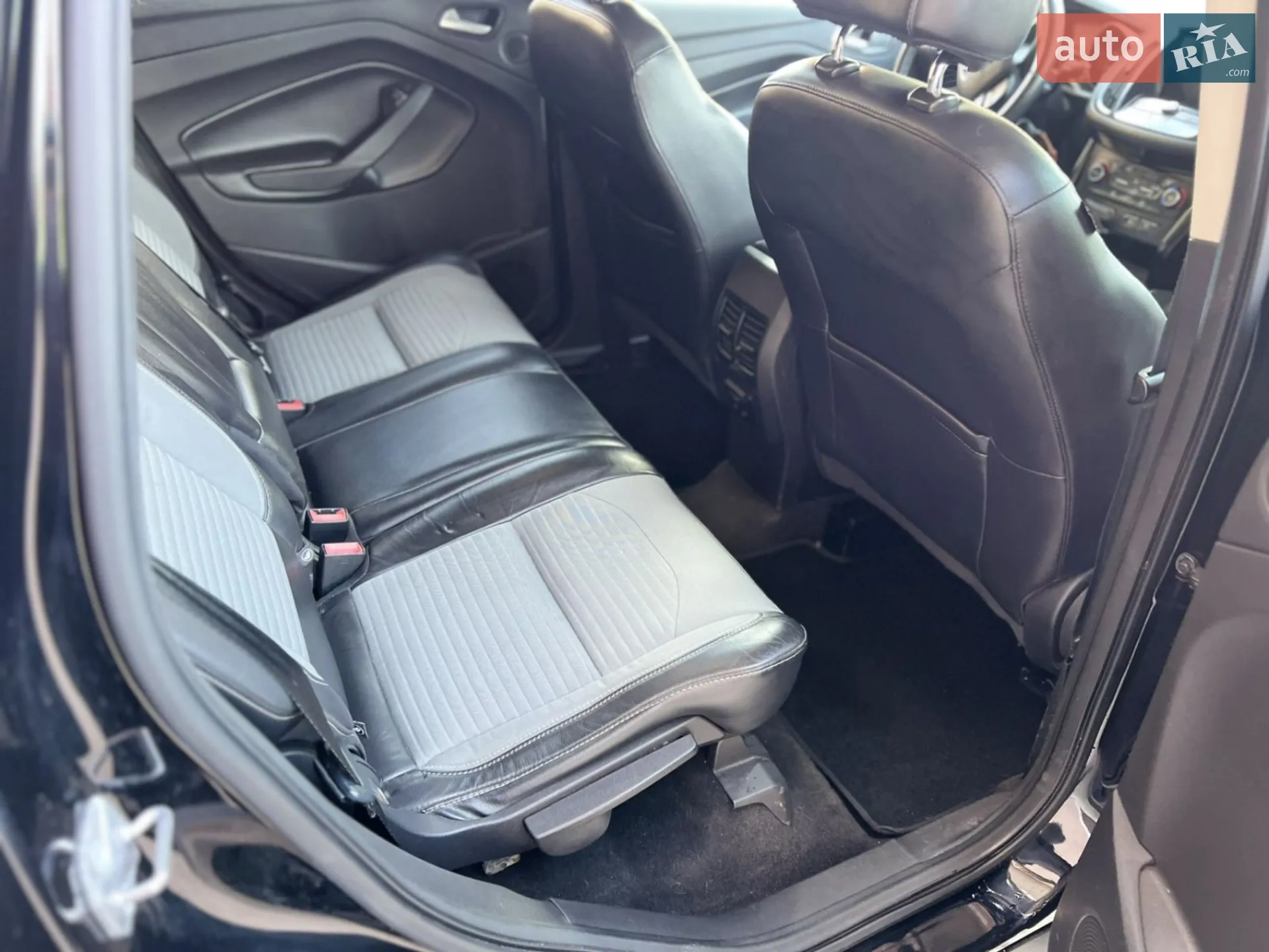 2017 Ford Escape - мініатюра 15