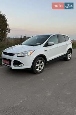 Внедорожник / Кроссовер Ford Escape 2016 в Черкассах