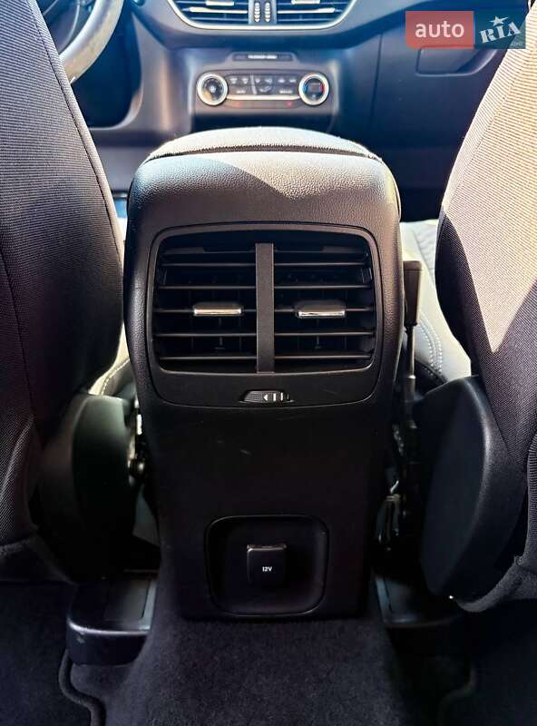 Внедорожник / Кроссовер Ford Escape 2019 в Николаеве