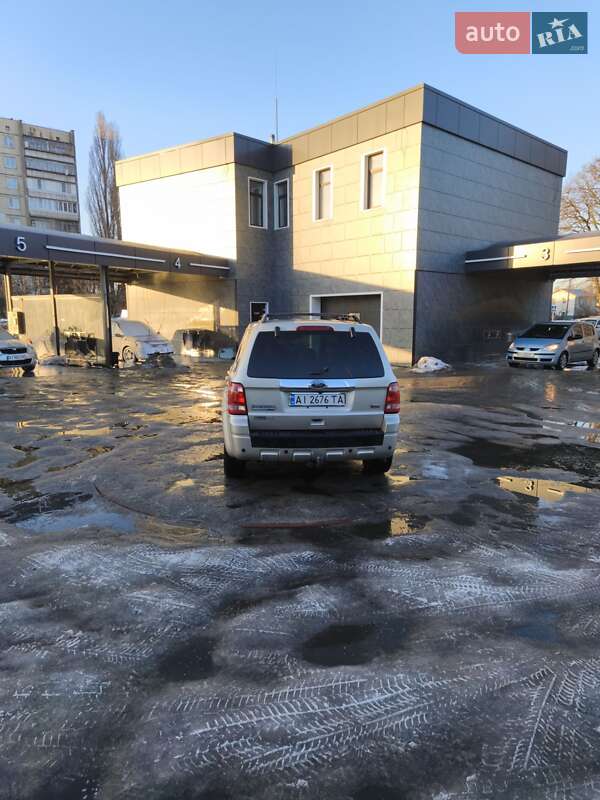 Позашляховик / Кросовер Ford Escape 2011 в Броварах