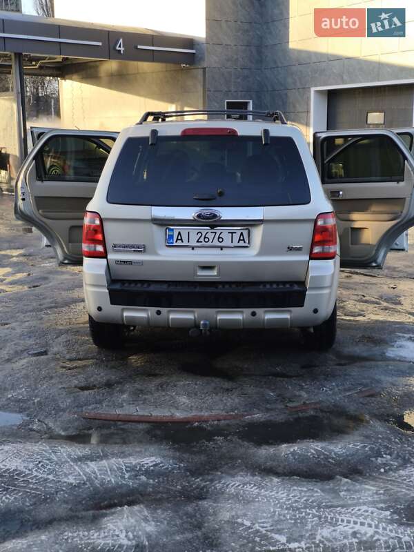 Позашляховик / Кросовер Ford Escape 2011 в Броварах
