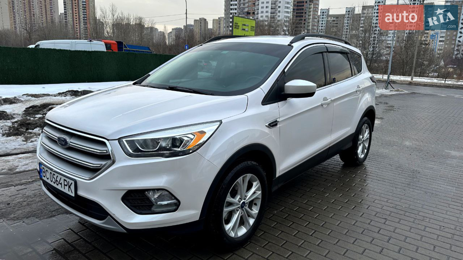 2018 Ford Escape - фото 1
