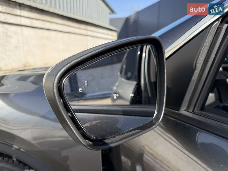 Внедорожник / Кроссовер Ford Escape 2020 в Киеве