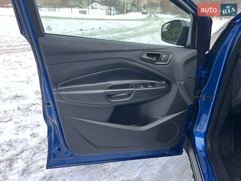 Позашляховик / Кросовер Ford Escape 2019 в Богуславі