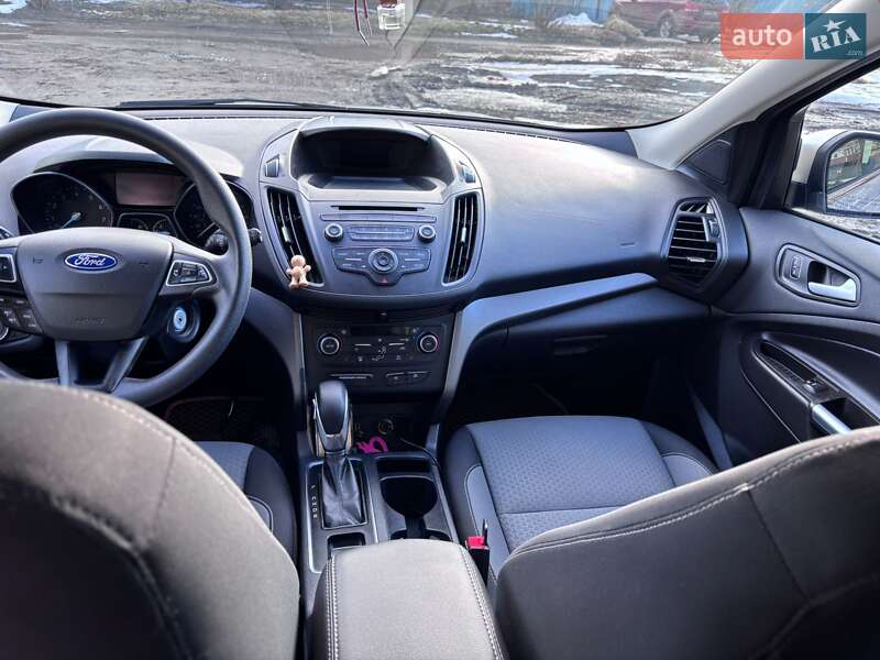 Внедорожник / Кроссовер Ford Escape 2018 в Александрие фото 4 Внедорожник / Кроссовер Ford Escape 2018 в Александрие