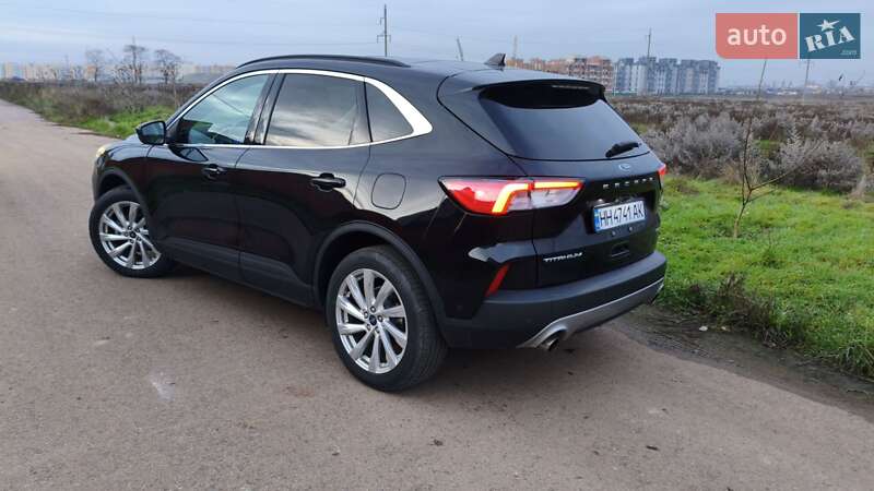 Позашляховик / Кросовер Ford Escape 2021 в Одесі