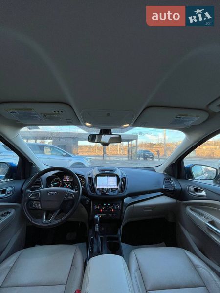 Внедорожник / Кроссовер Ford Escape 2017 в Львове