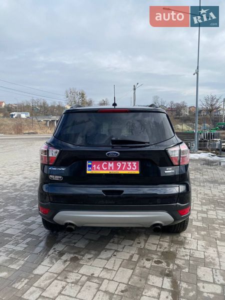Внедорожник / Кроссовер Ford Escape 2018 в Львове