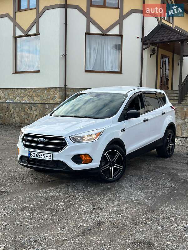 Позашляховик / Кросовер Ford Escape 2018 в Бережанах