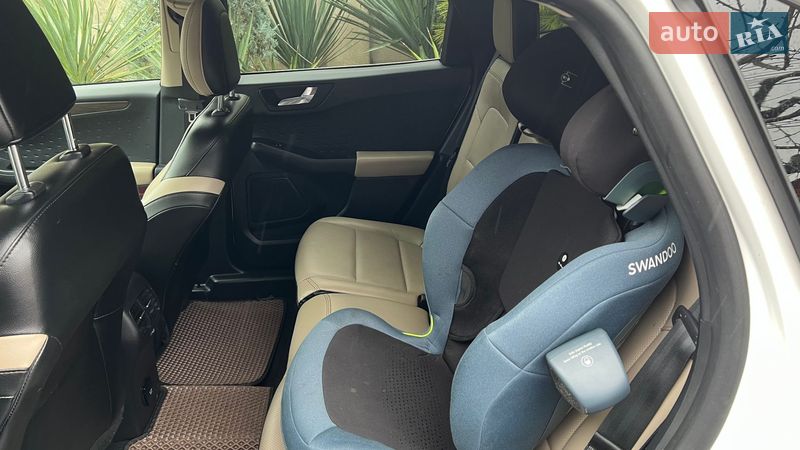 Внедорожник / Кроссовер Ford Escape 2020 в Одессе