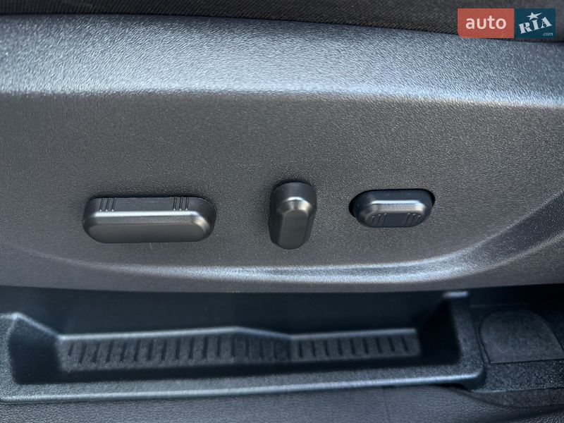 Внедорожник / Кроссовер Ford Escape 2018 в Дрогобыче фото 33 Внедорожник / Кроссовер Ford Escape 2018 в Дрогобыче