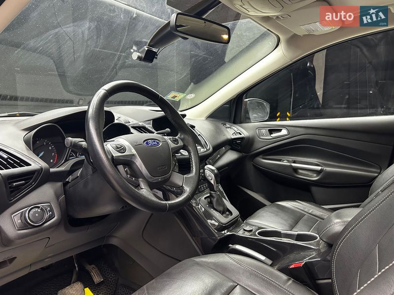 Внедорожник / Кроссовер Ford Escape 2014 в Черновцах