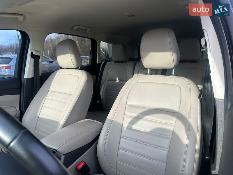 Позашляховик / Кросовер Ford Escape 2018 в Львові фото 21 Позашляховик / Кросовер Ford Escape 2018 в Львові