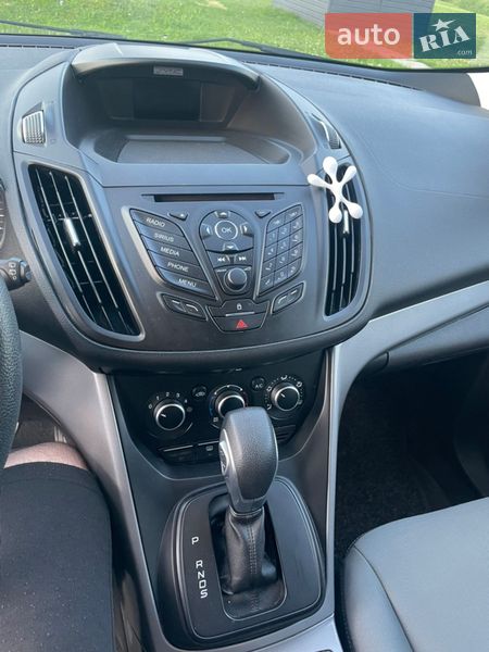 Внедорожник / Кроссовер Ford Escape 2015 в Львове