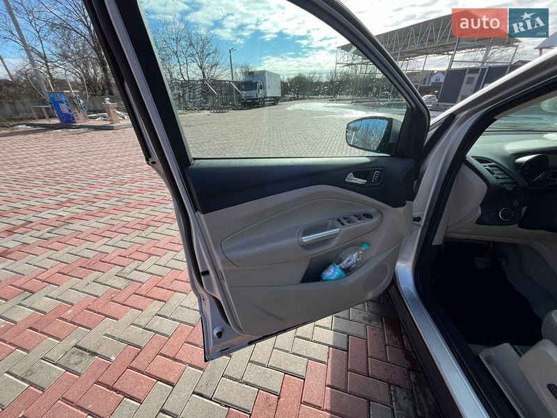 Внедорожник / Кроссовер Ford Escape 2015 в Белой Церкви