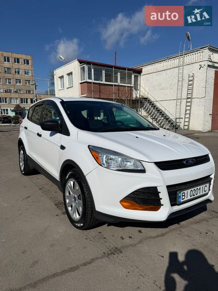Внедорожник / Кроссовер Ford Escape 2013 в Горишних Плавнях