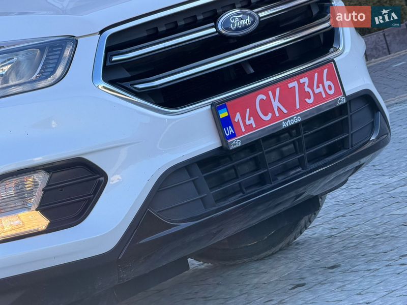 Позашляховик / Кросовер Ford Escape 2018 в Дрогобичі