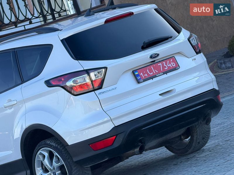 Позашляховик / Кросовер Ford Escape 2018 в Дрогобичі