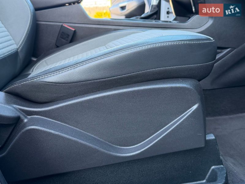 Позашляховик / Кросовер Ford Escape 2018 в Дрогобичі