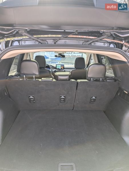 Позашляховик / Кросовер Ford Escape 2020 в Львові