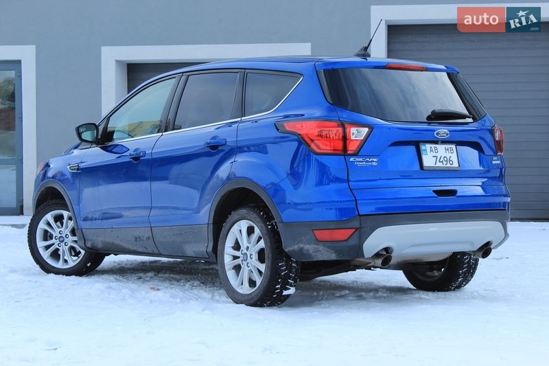 Внедорожник / Кроссовер Ford Escape 2018 в Виннице