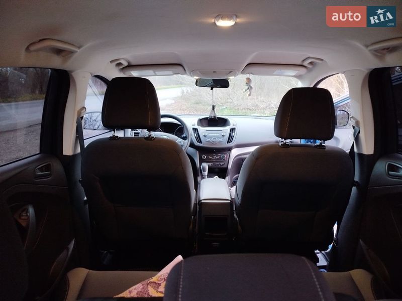 Внедорожник / Кроссовер Ford Escape 2016 в Кременчуге