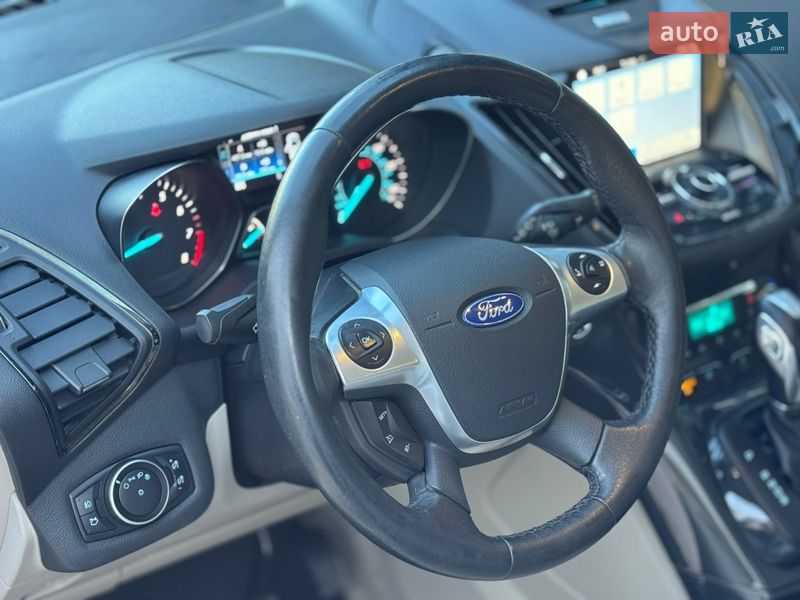 Позашляховик / Кросовер Ford Escape 2016 в Вінниці