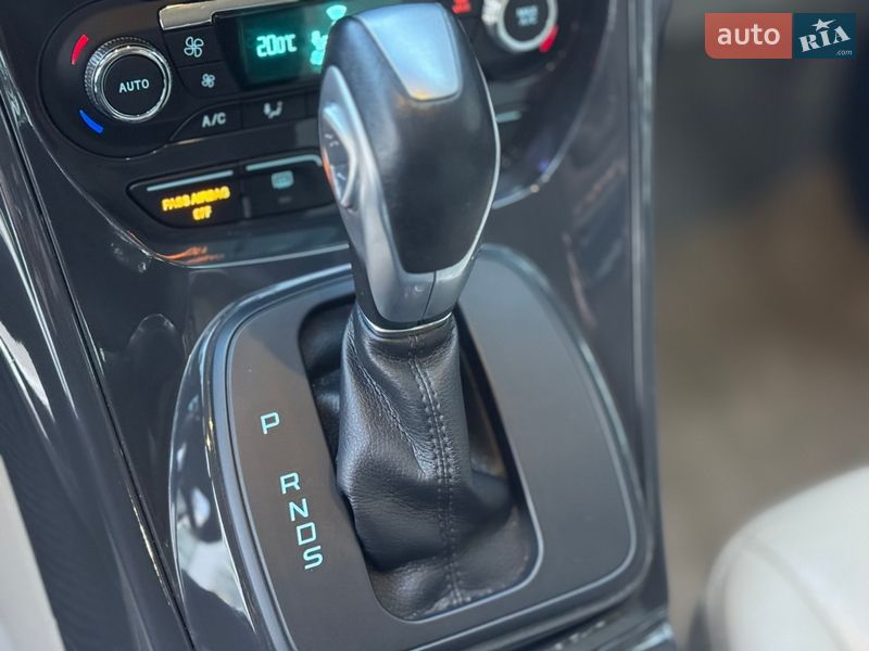 Позашляховик / Кросовер Ford Escape 2016 в Вінниці