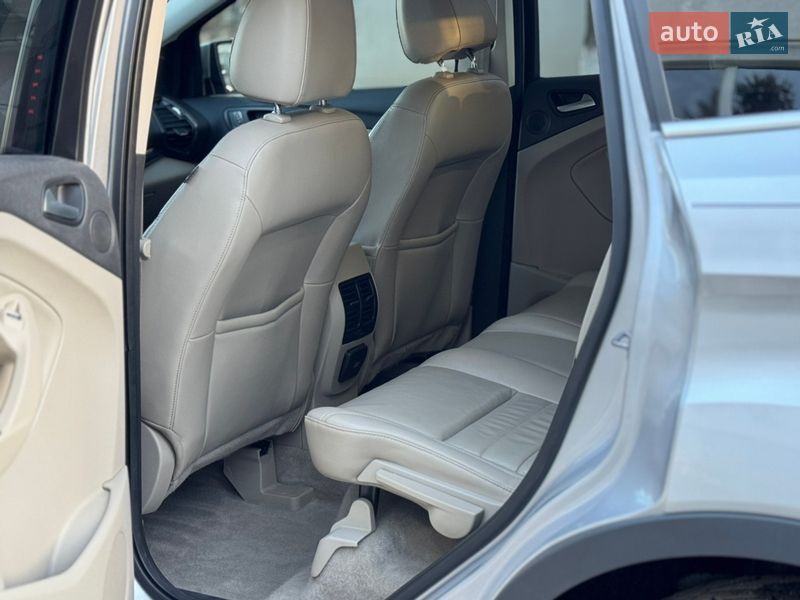 Позашляховик / Кросовер Ford Escape 2016 в Вінниці