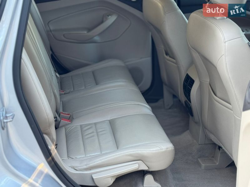 Позашляховик / Кросовер Ford Escape 2016 в Вінниці