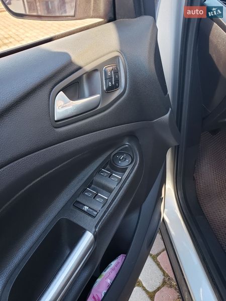 Позашляховик / Кросовер Ford Escape 2014 в Калуші