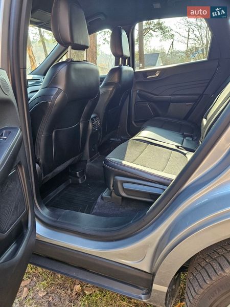 Позашляховик / Кросовер Ford Escape 2023 в Львові