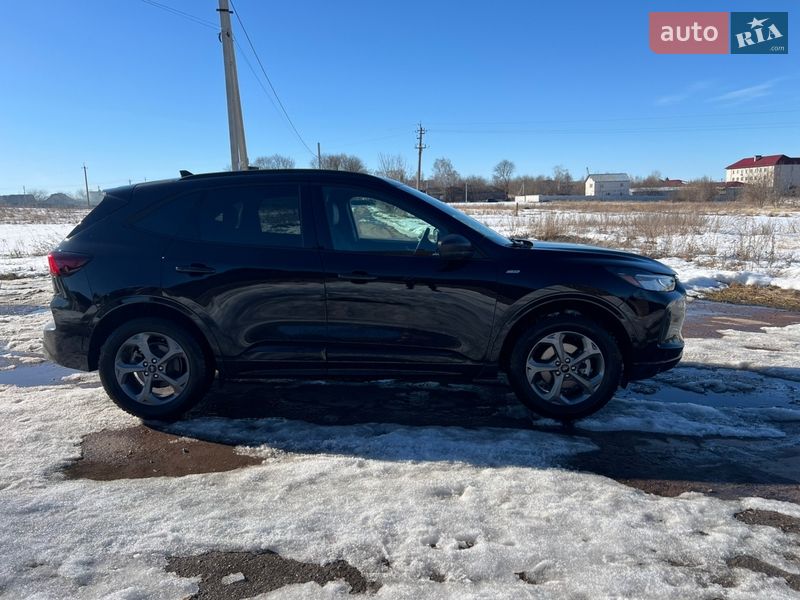 Позашляховик / Кросовер Ford Escape 2024 в Чернігові