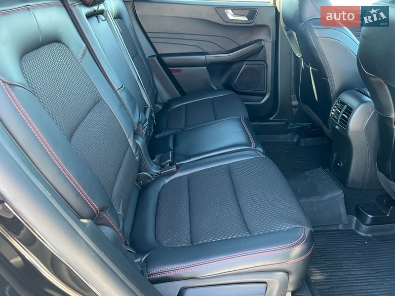 Позашляховик / Кросовер Ford Escape 2024 в Чернігові