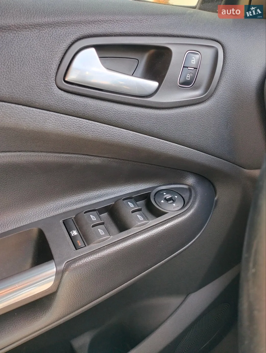 2016 Ford Escape - мініатюра 13