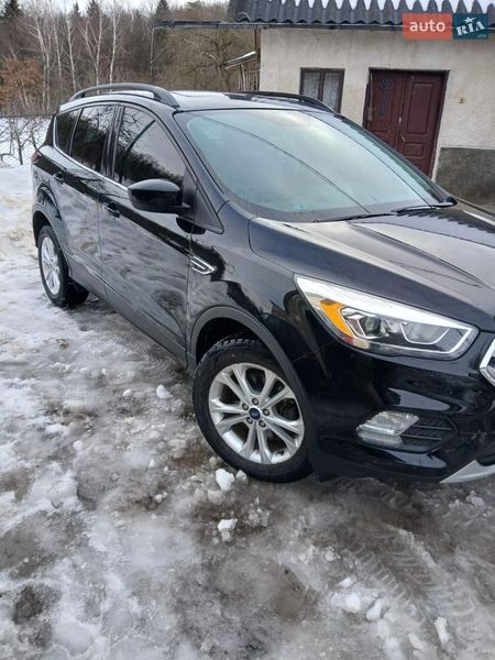 Позашляховик / Кросовер Ford Escape 2018 в Тернополі
