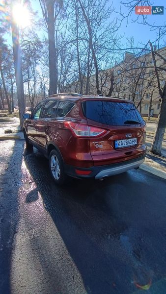 Внедорожник / Кроссовер Ford Escape 2015 в Ирпене