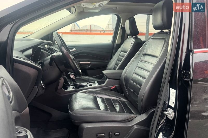 Внедорожник / Кроссовер Ford Escape 2017 в Киеве