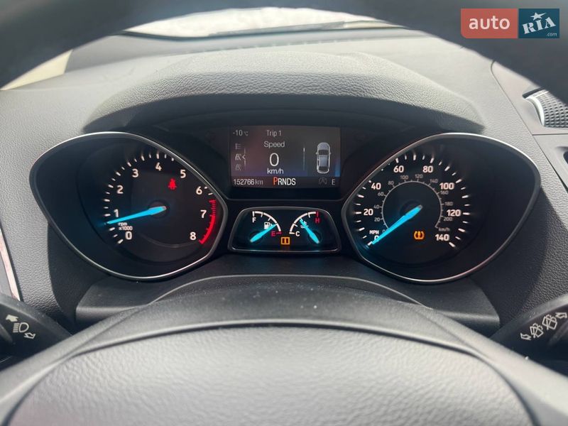 Внедорожник / Кроссовер Ford Escape 2017 в Киеве