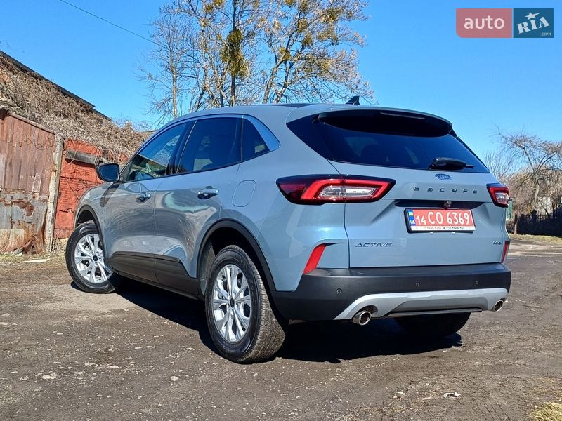 Внедорожник / Кроссовер Ford Escape 2024 в Полтаве